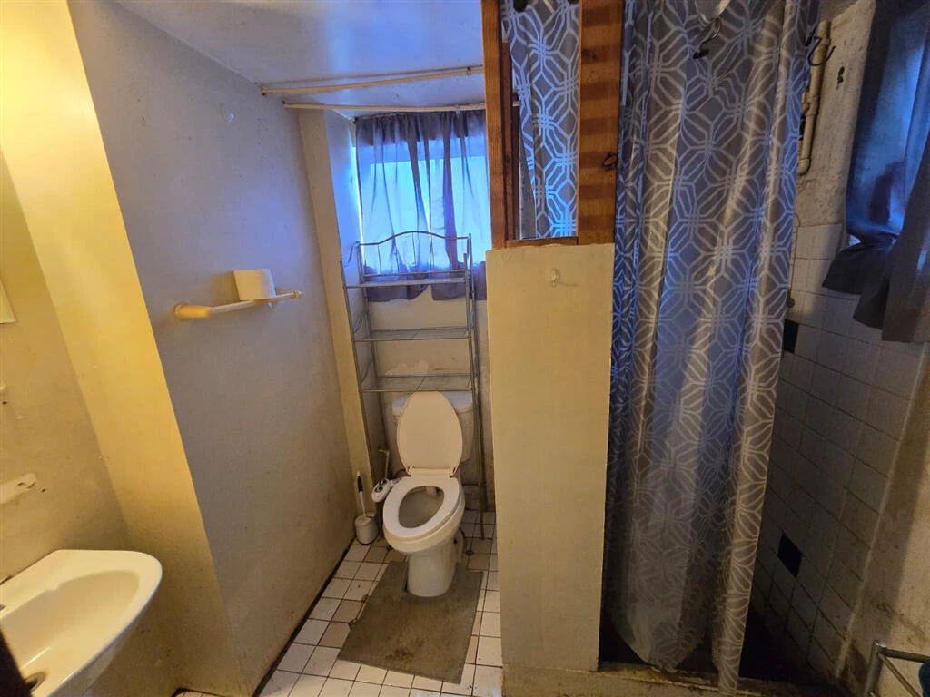 3417 Windsor RD SW - Photo 17