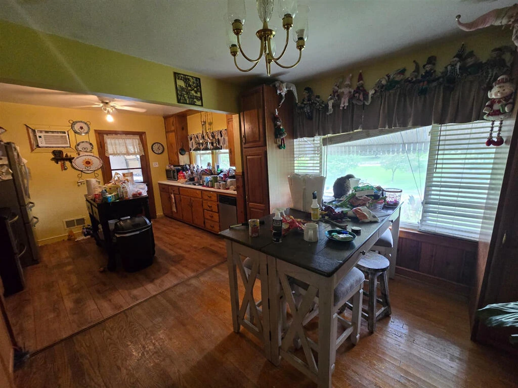 3417 Windsor RD SW - Photo 23