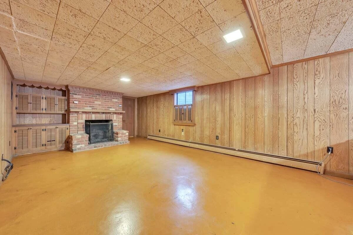 2546 Sharmar RD - Photo 25