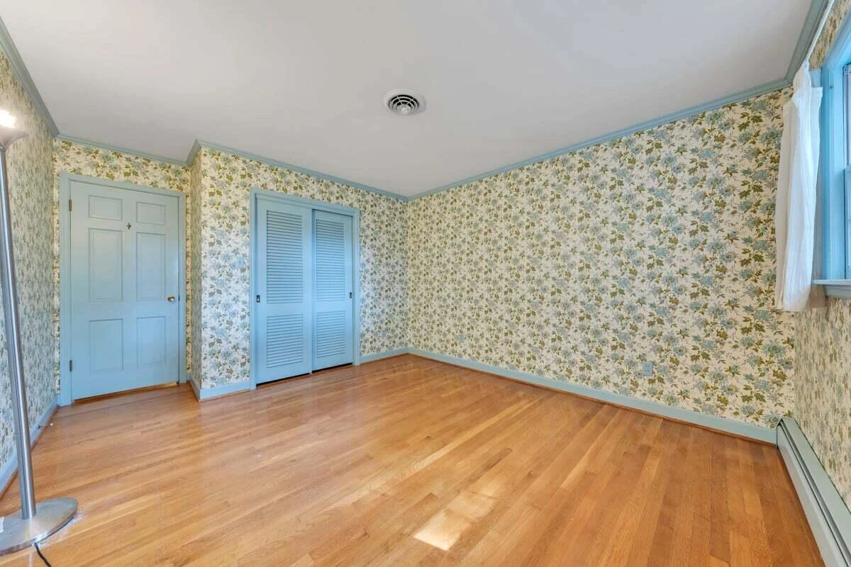 2546 Sharmar RD - Photo 33