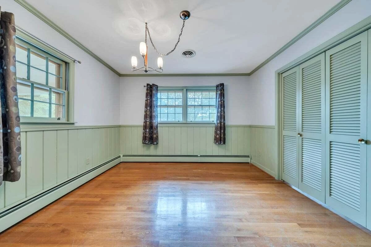 2546 Sharmar RD - Photo 53