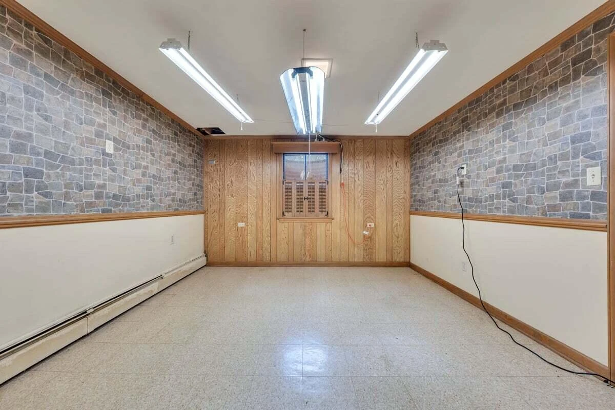 2546 Sharmar RD - Photo 71