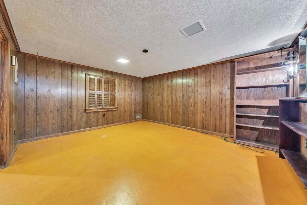 2546 Sharmar RD - Photo 80