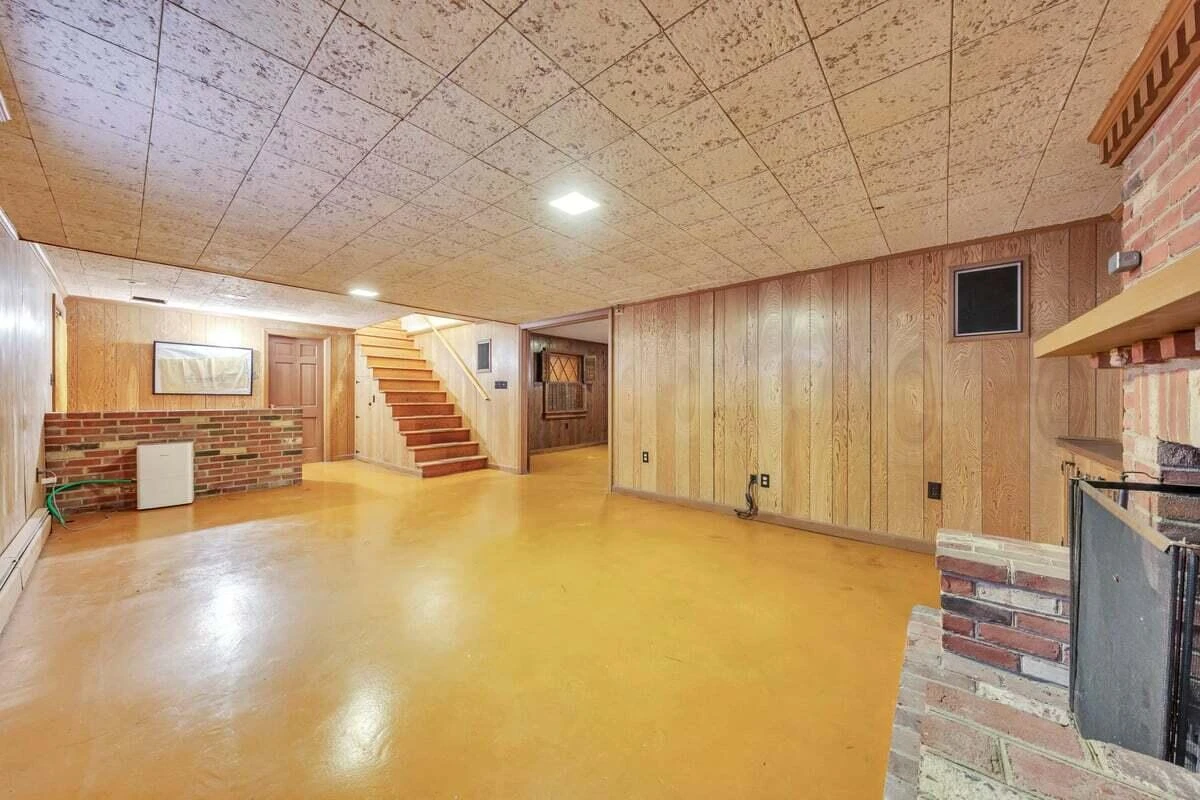2546 Sharmar RD - Photo 85