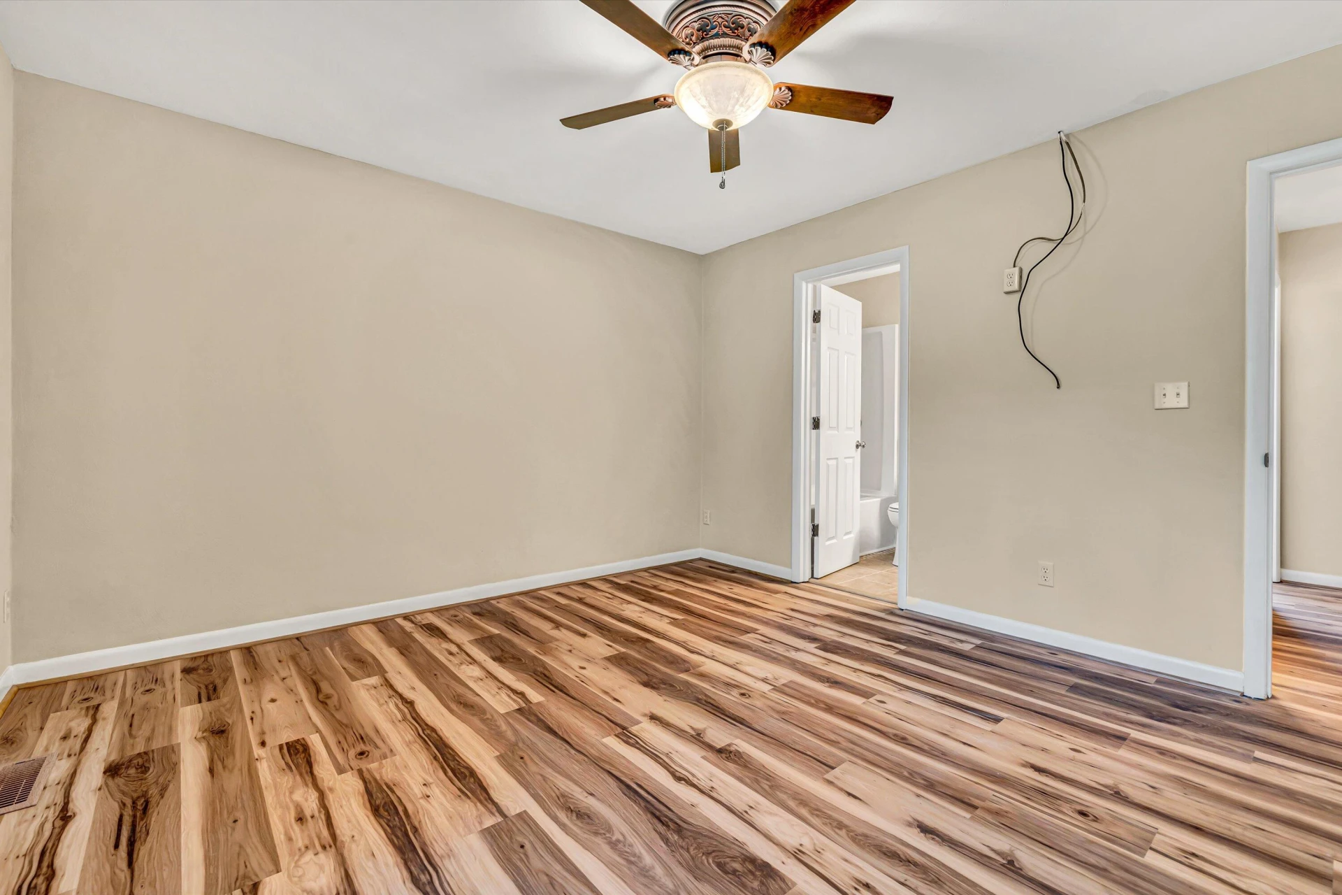 7228 Woods Crossing DR - Photo 14