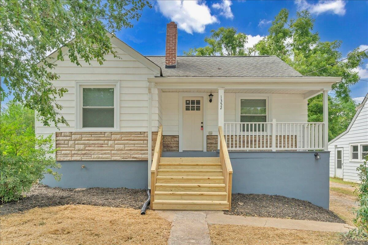 1352 Rivermont Heights RD - Photo 2