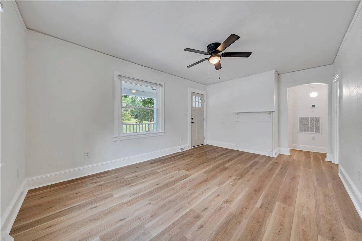 1352 Rivermont Heights RD - Photo 7