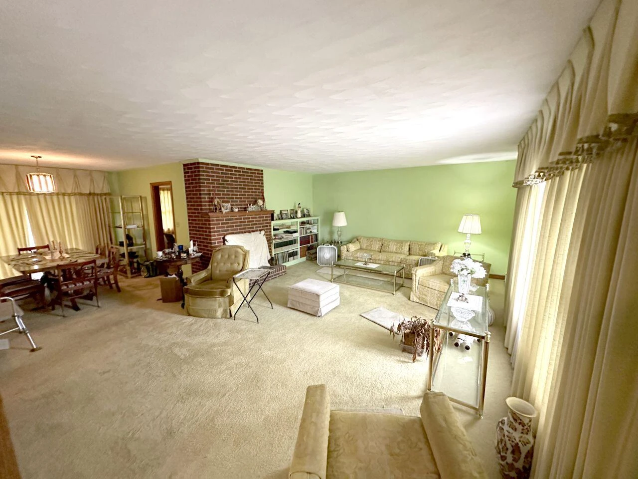 1610 Cove RD - Photo 3