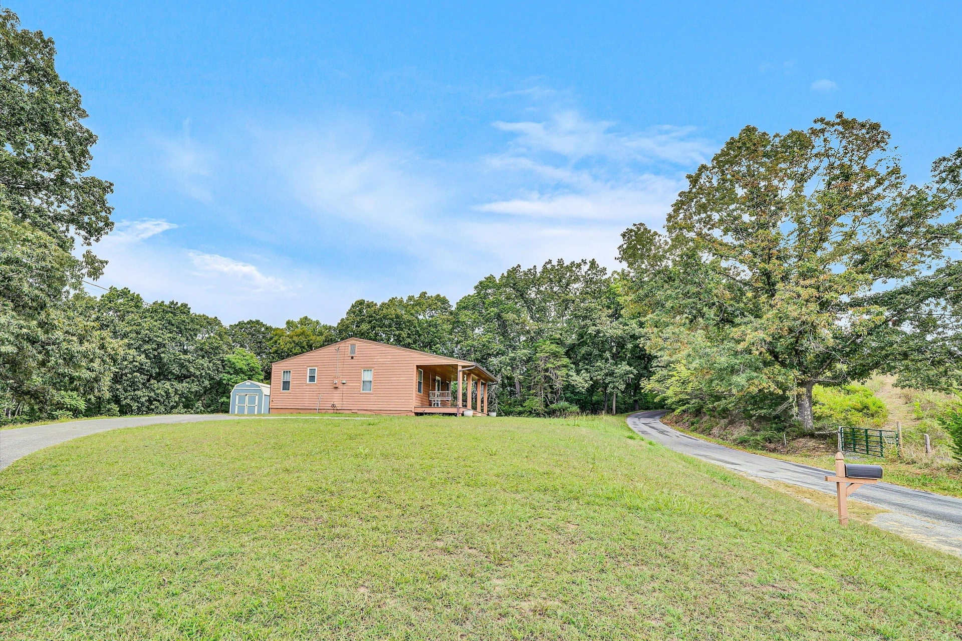 748 Shafer LN - Photo 41