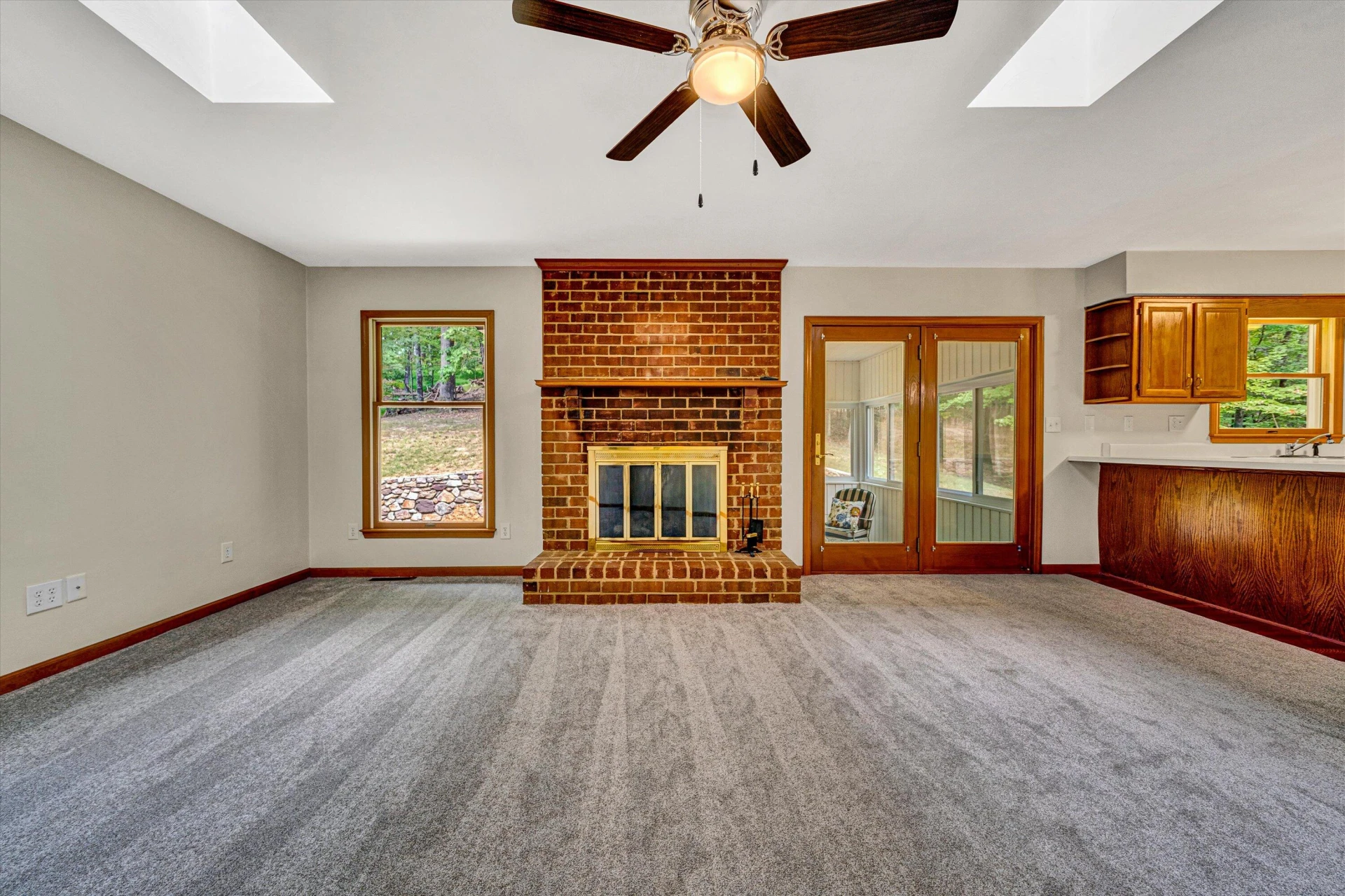 106 Sedgefield LN - Photo 12