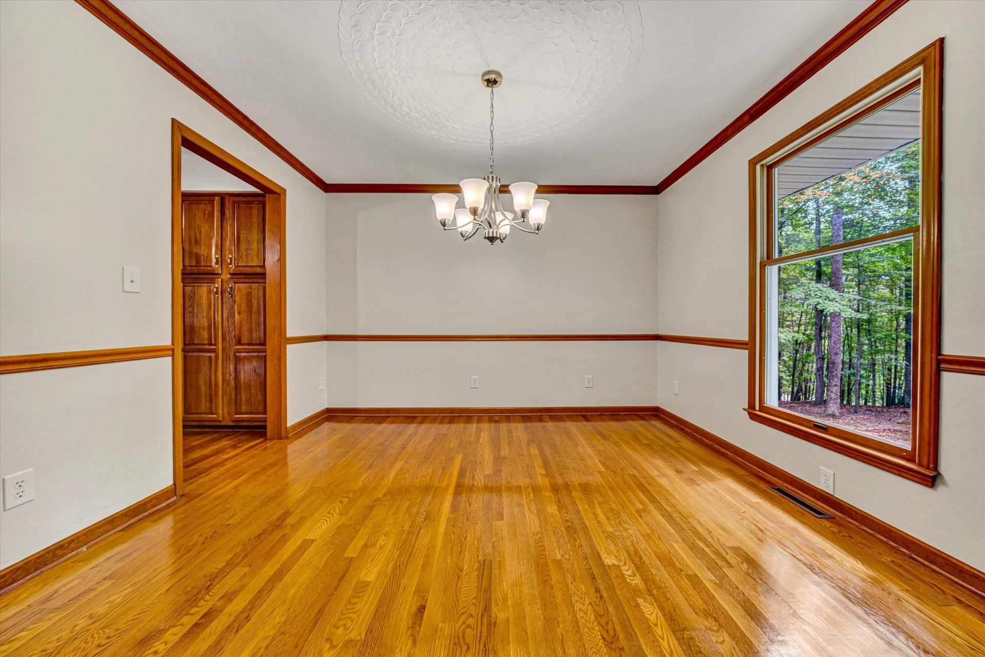 106 Sedgefield LN - Photo 6