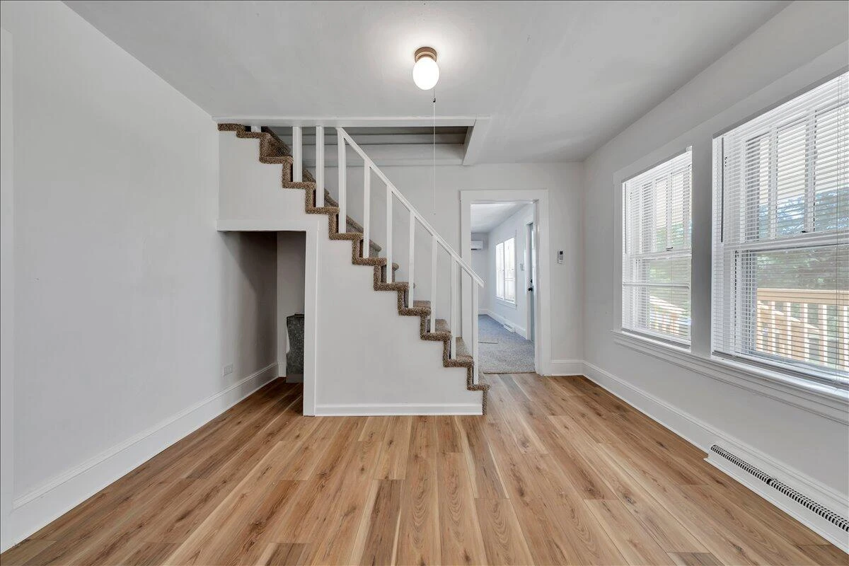 1044 brookdale ST - Photo 12