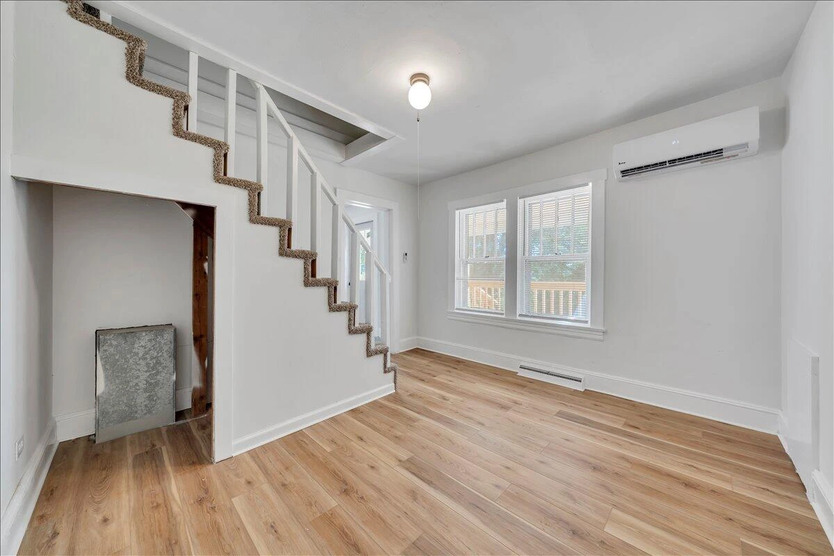 1044 brookdale ST - Photo 13