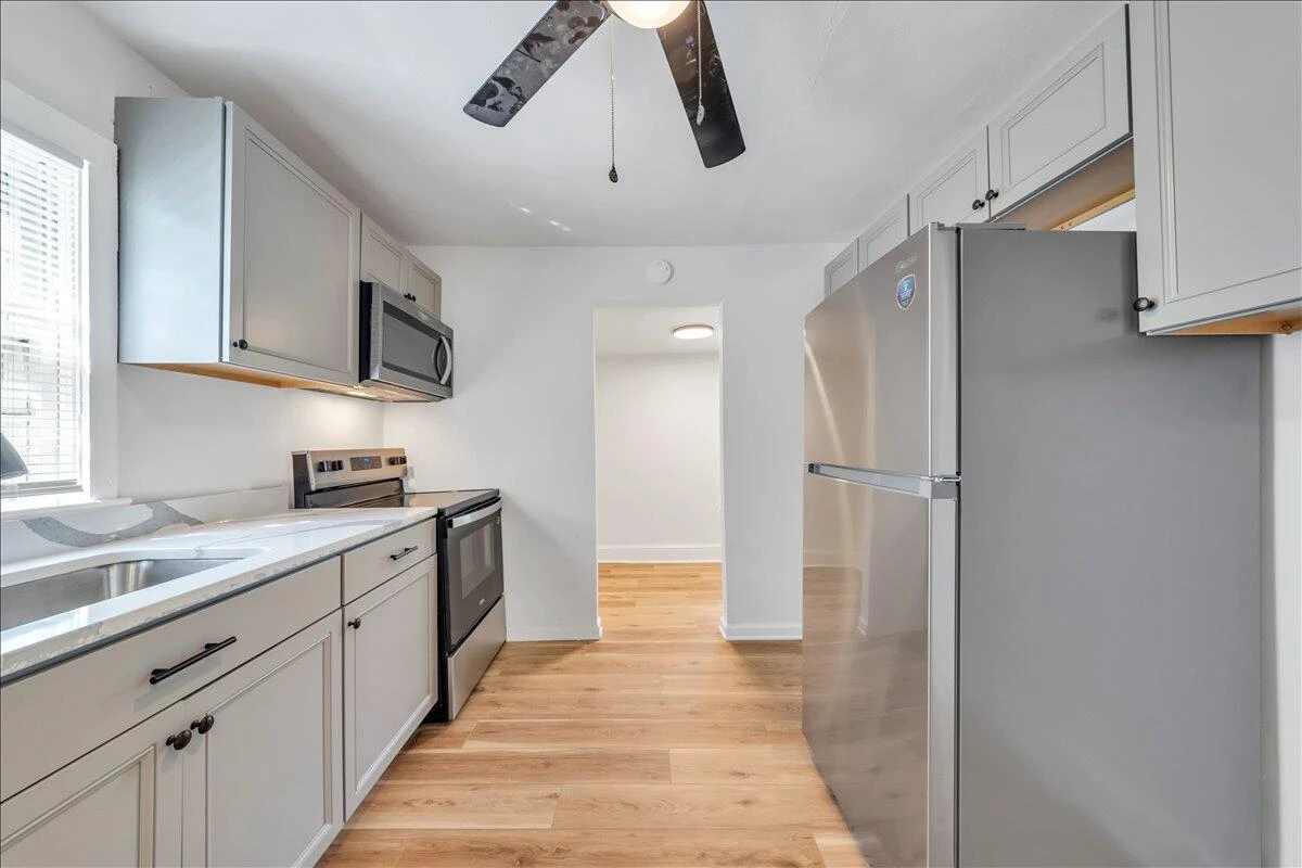 1044 brookdale ST - Photo 16