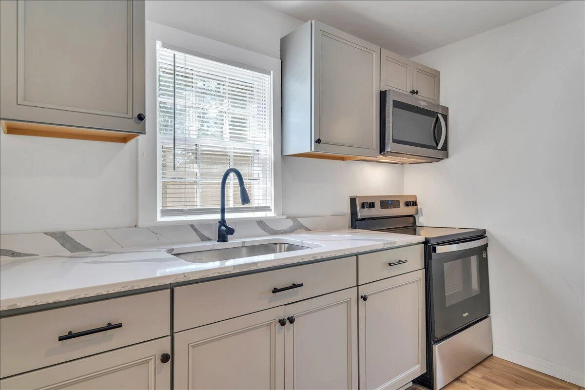1044 brookdale ST - Photo 17