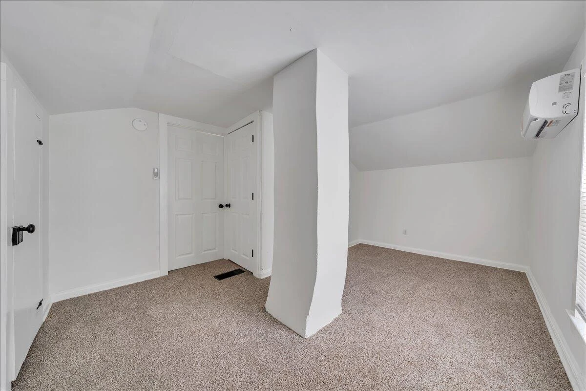 1044 brookdale ST - Photo 25