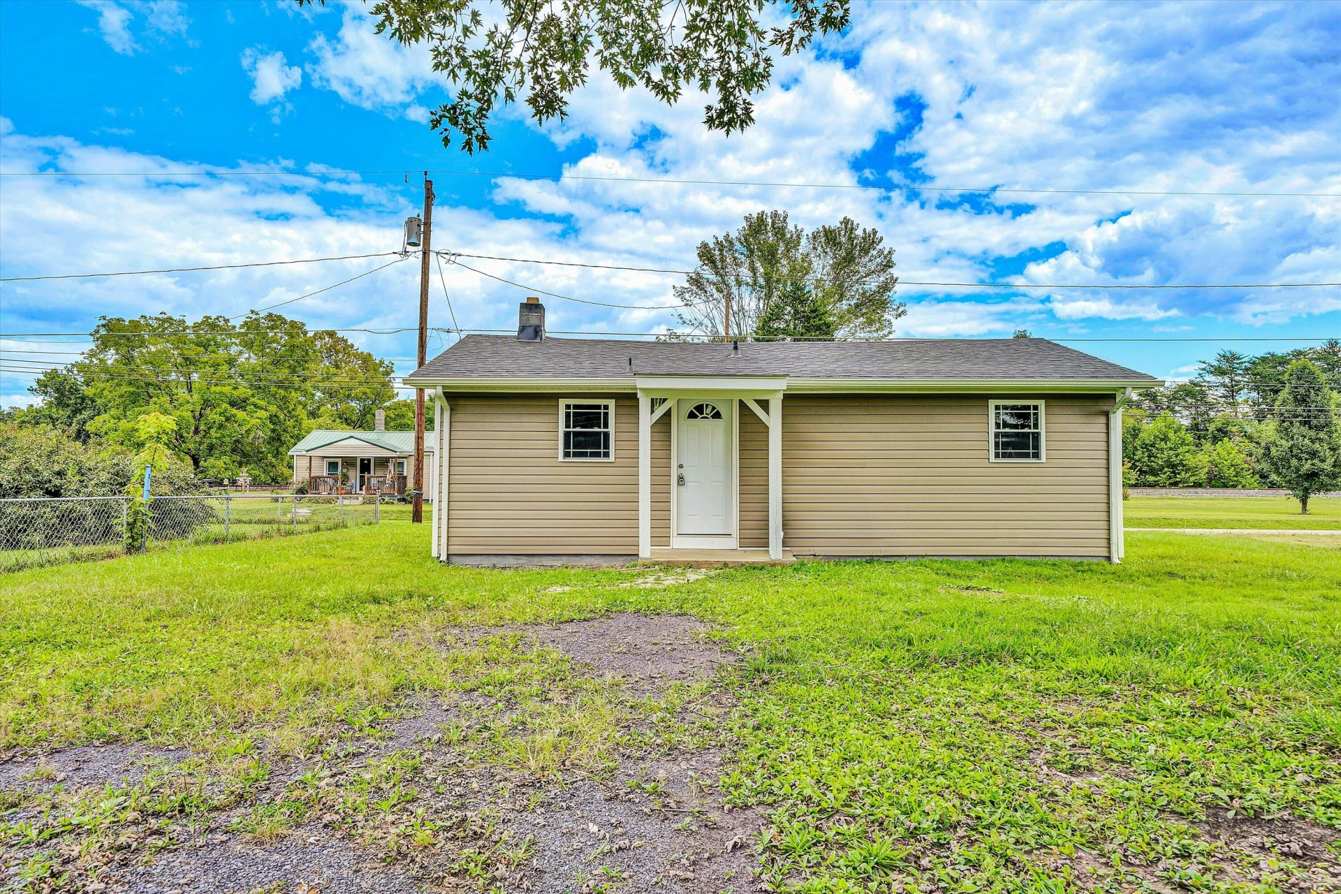 23613 Botetourt RD - Photo 13
