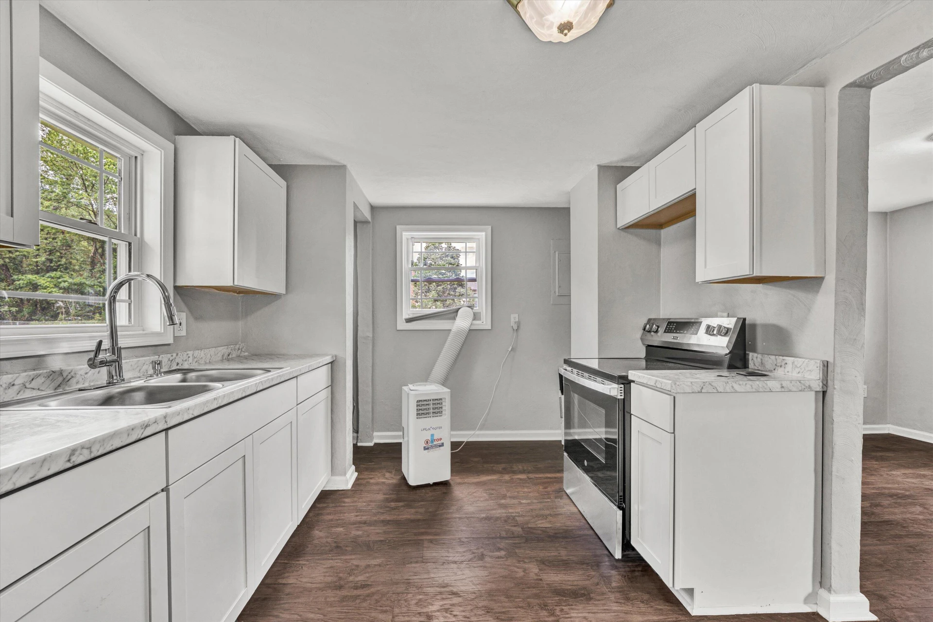23613 Botetourt RD - Photo 5