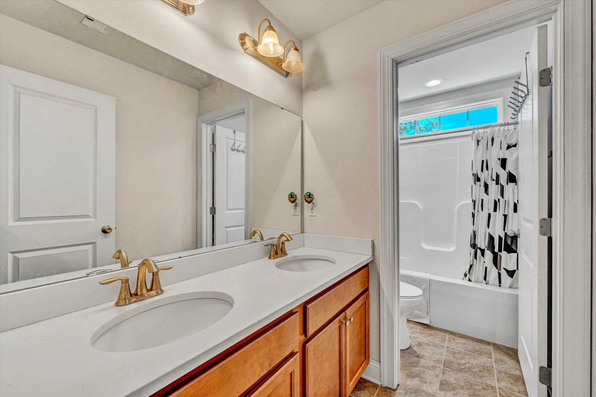 5894 Ivy Park DR - Photo 29