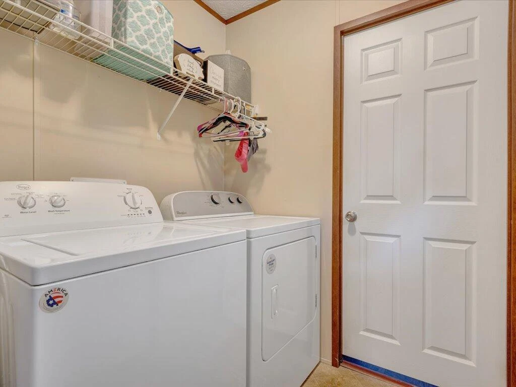65 Peach CT - Photo 16
