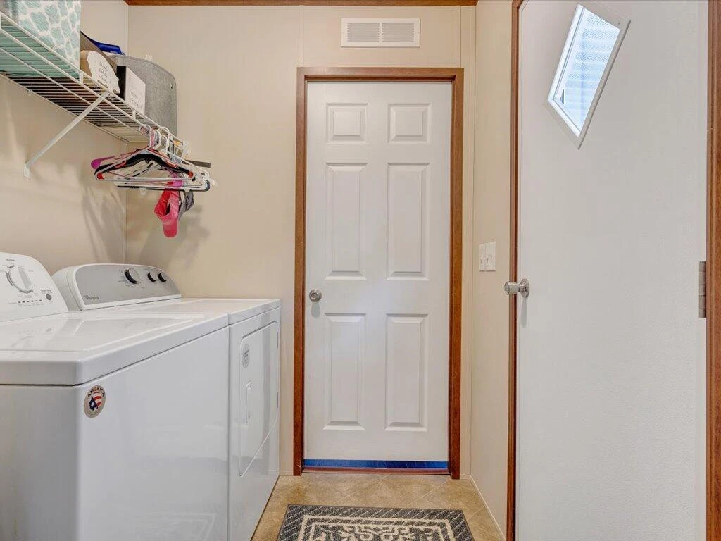 65 Peach CT - Photo 17