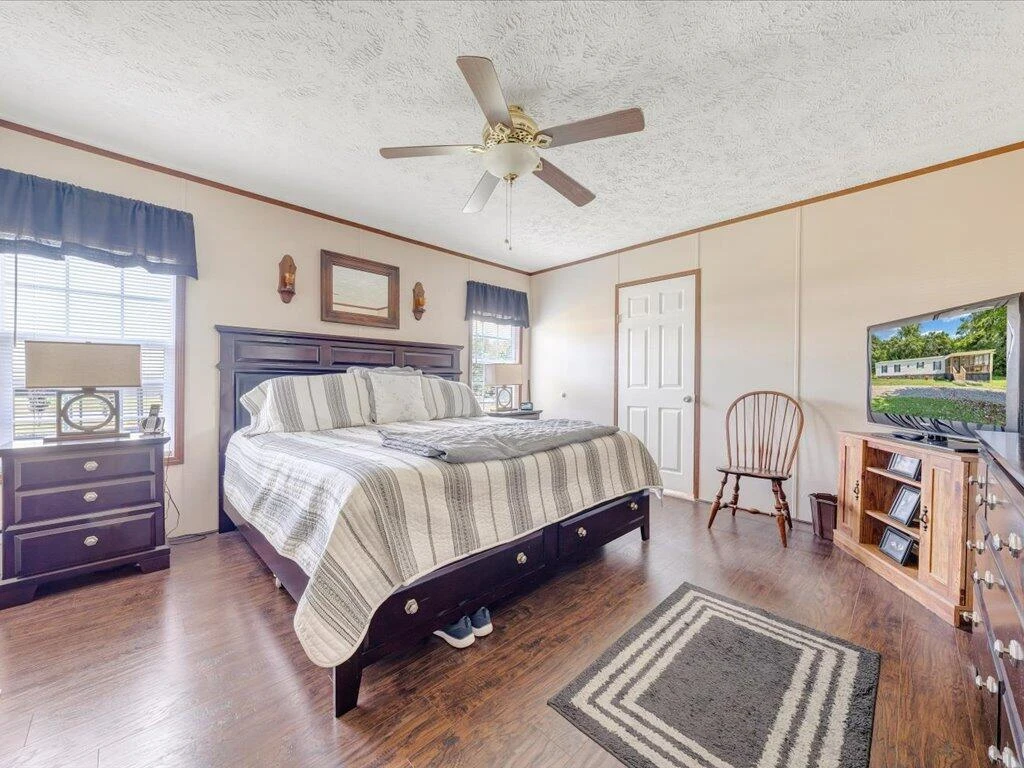 65 Peach CT - Photo 18