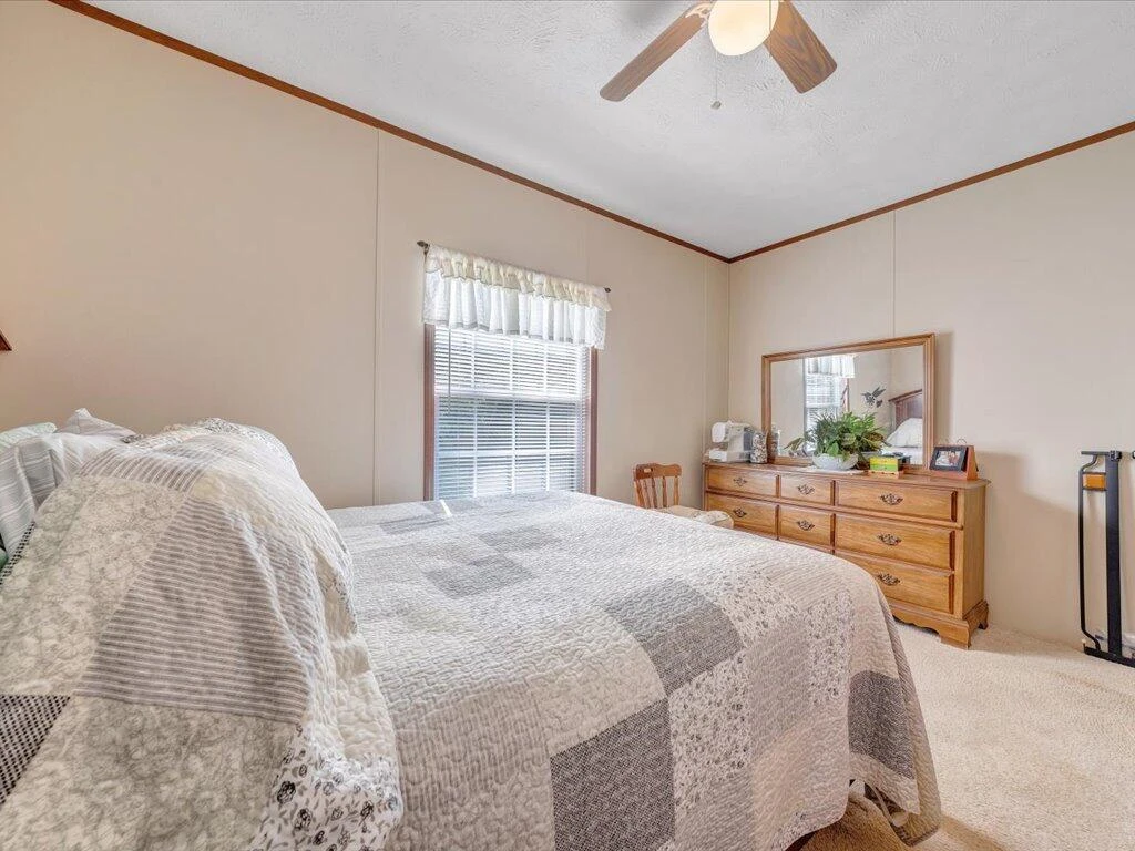 65 Peach CT - Photo 31