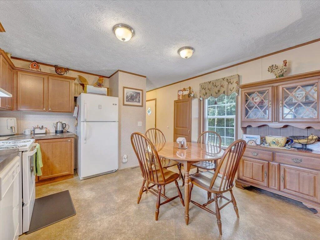 65 Peach CT - Photo 5