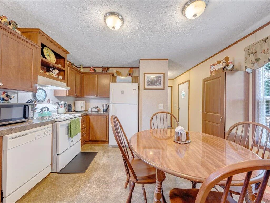 65 Peach CT - Photo 7