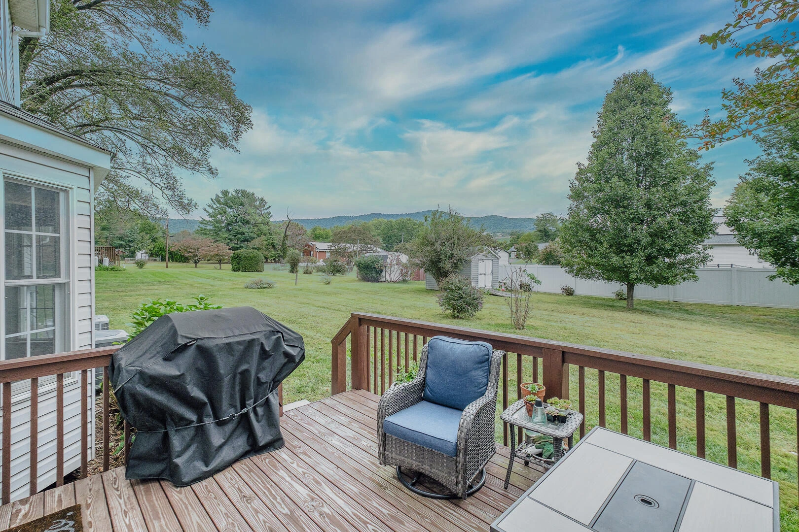 90 OAK DR - Photo 12