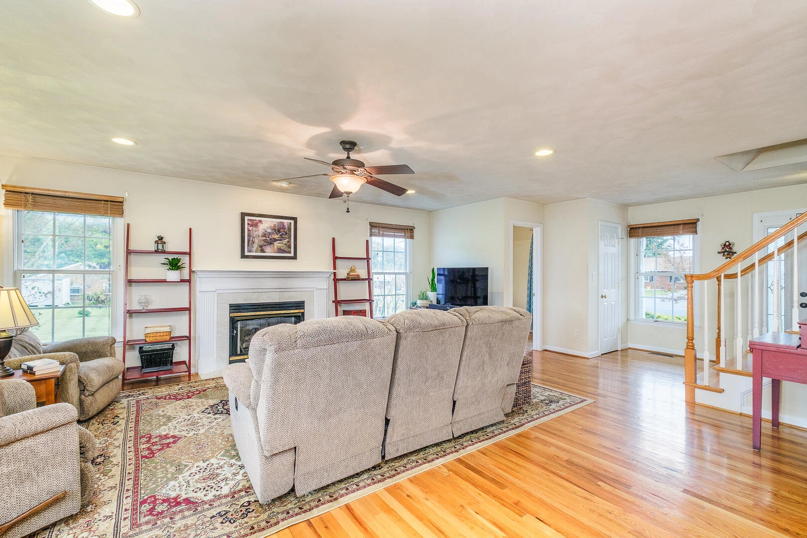 90 OAK DR - Photo 9