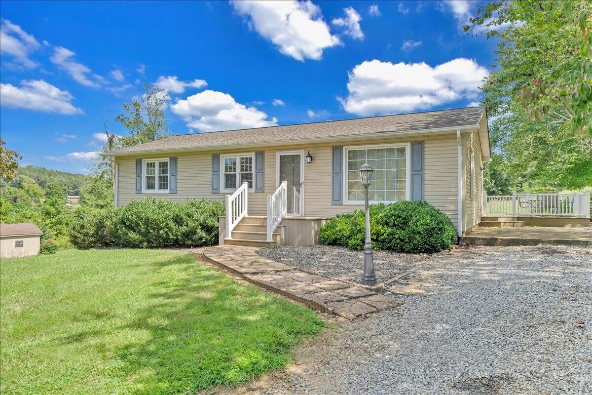 2728 Thompson Ridge RD