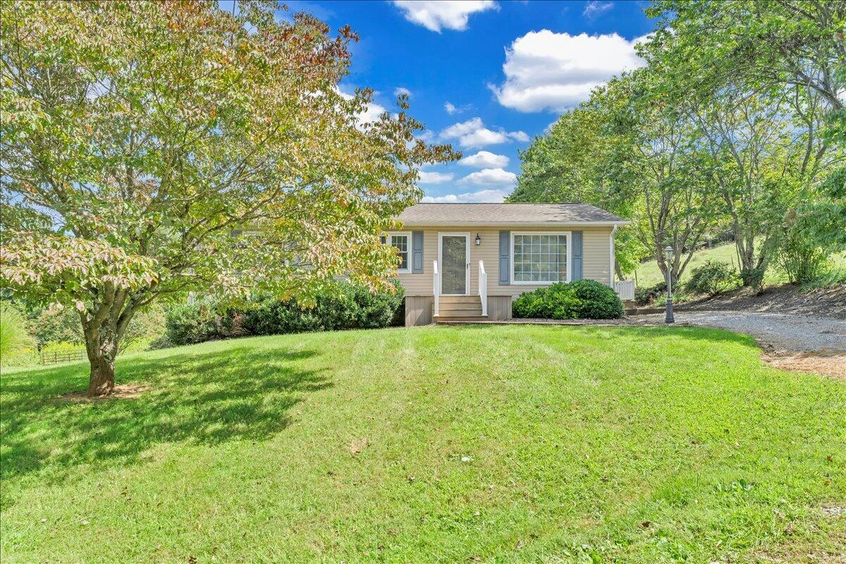 2728 Thompson Ridge RD - Photo 31