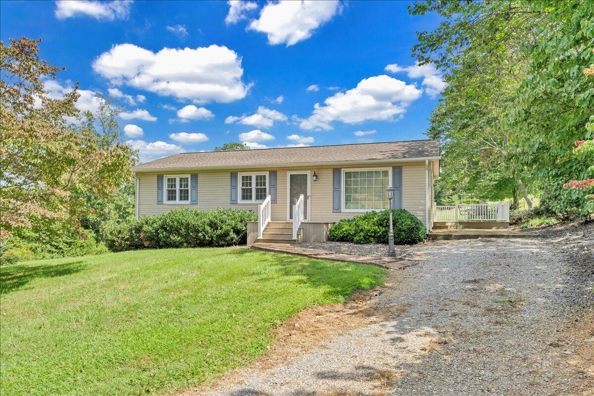 2728 Thompson Ridge RD - Photo 32