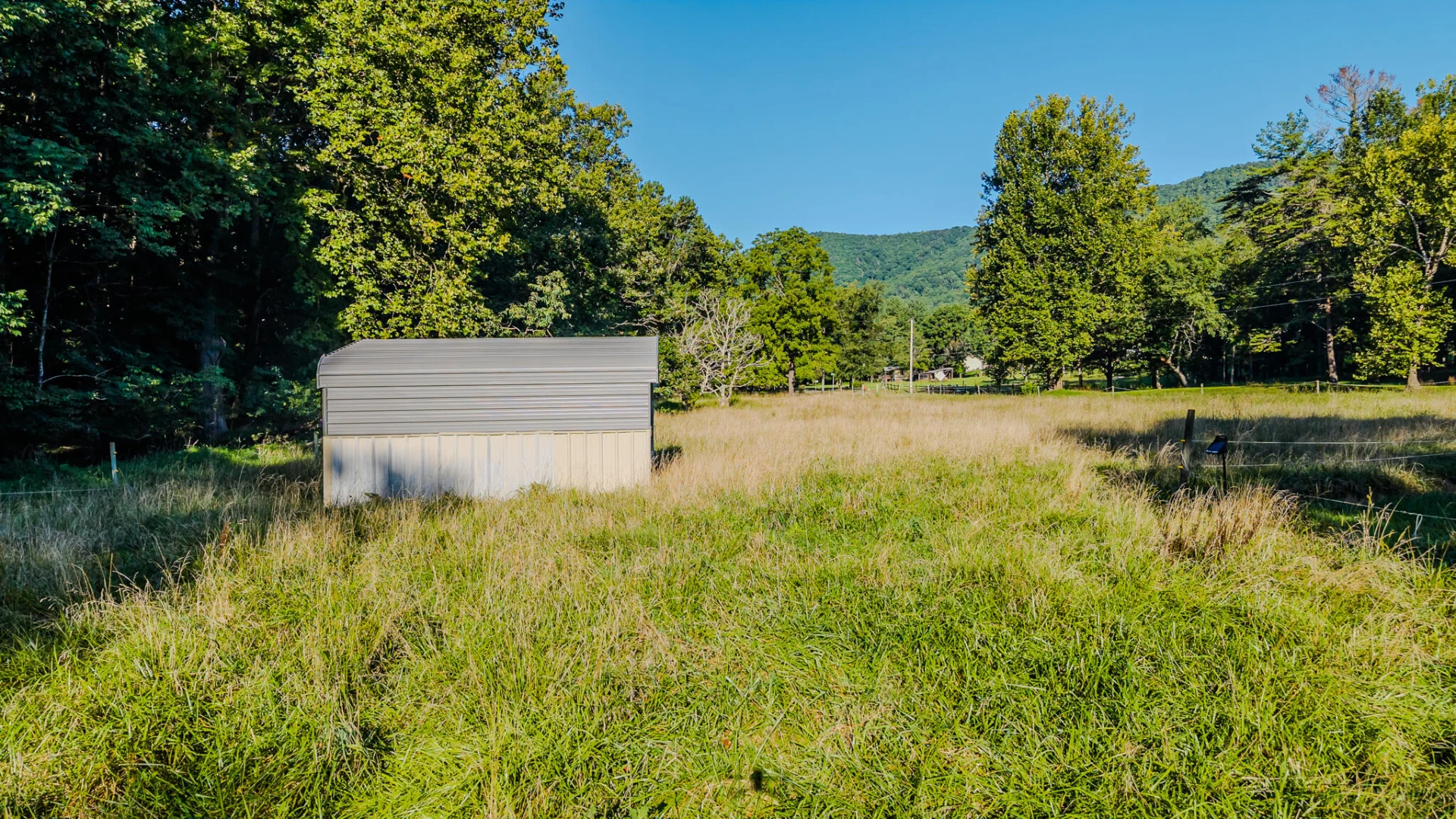 5502 Ridgelea RD - Photo 17