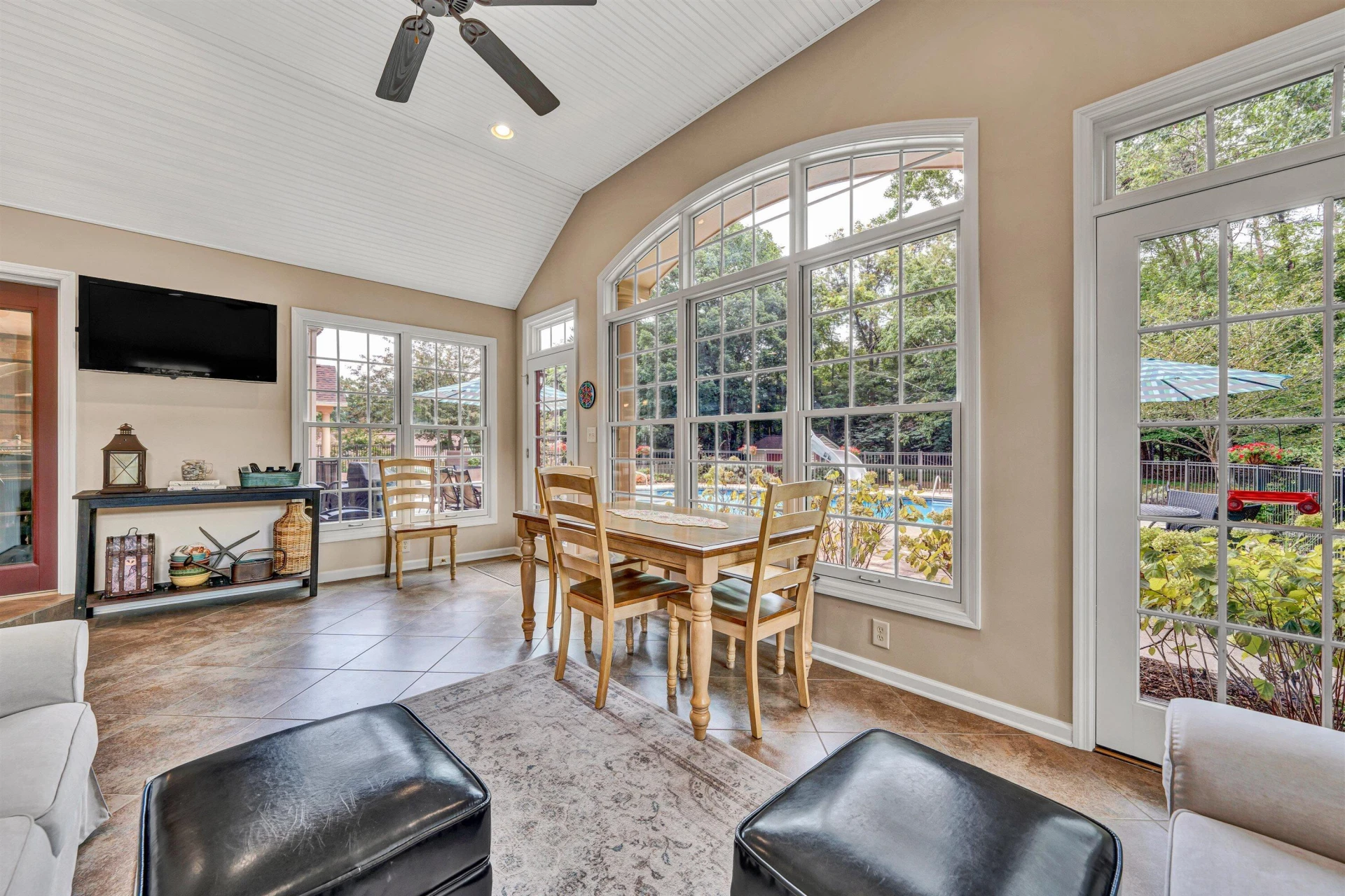 2836 Fairway Forest DR - Photo 24