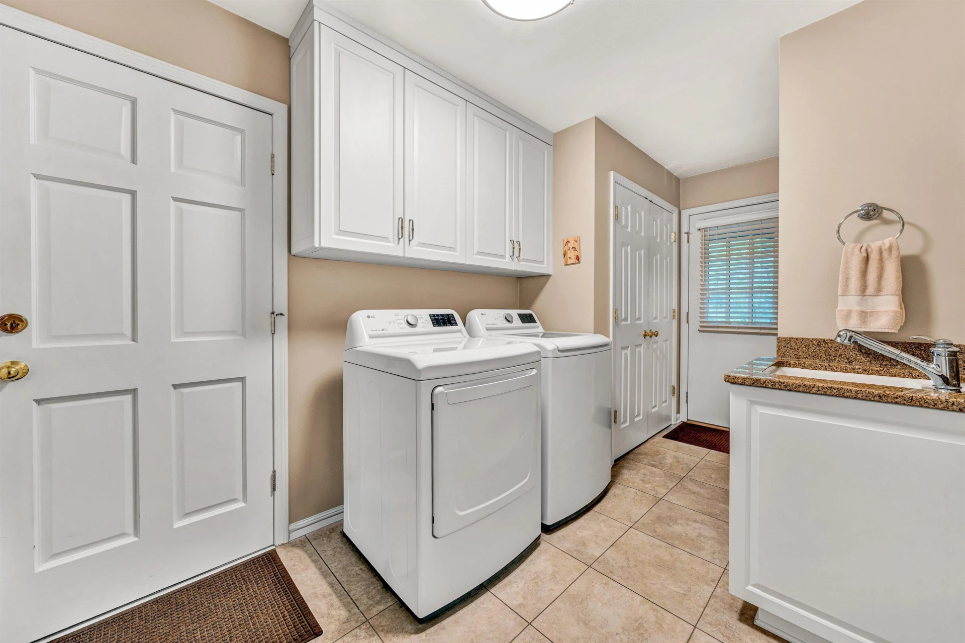 2836 Fairway Forest DR - Photo 26