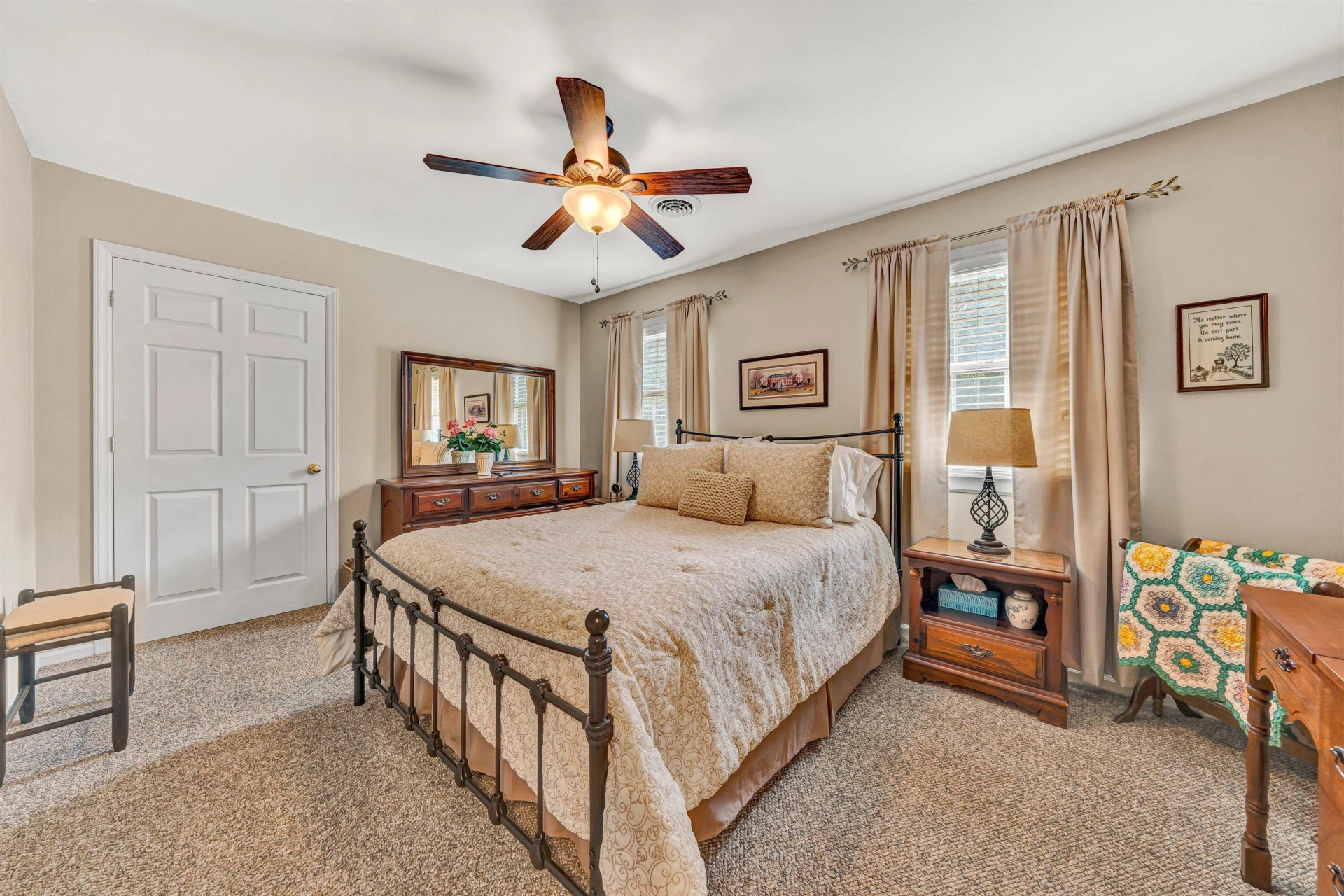 2836 Fairway Forest DR - Photo 48