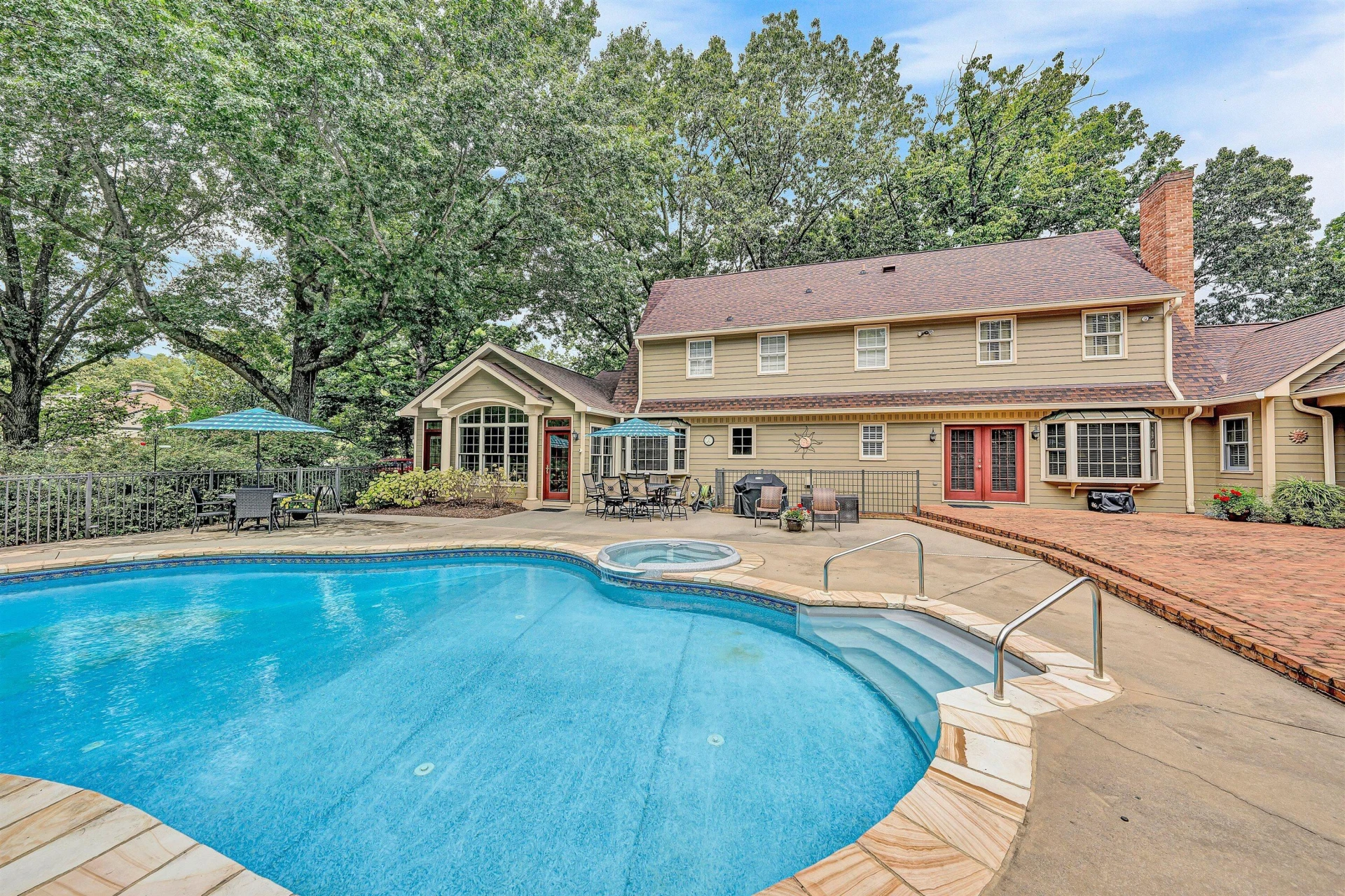 2836 Fairway Forest DR - Photo 65