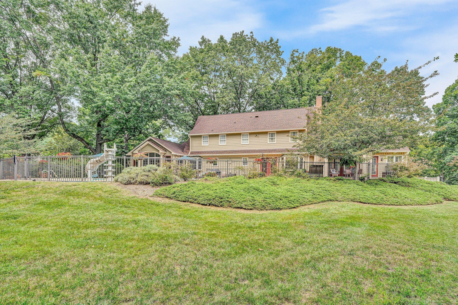2836 Fairway Forest DR - Photo 82