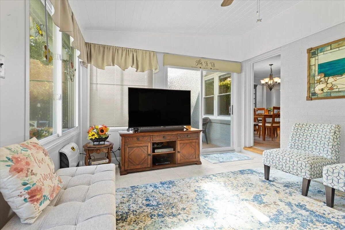 4309 Cresthill DR - Photo 19