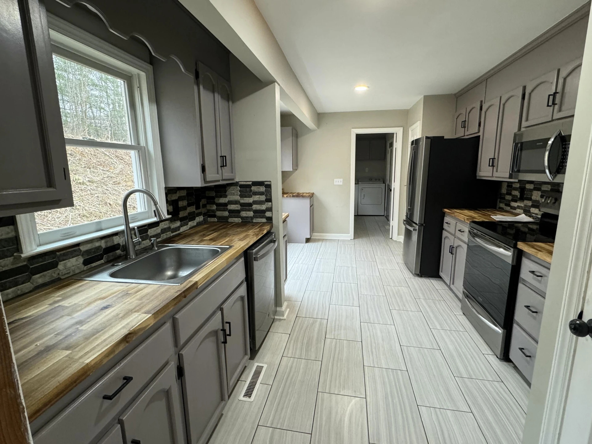4515 Grassy Hill RD - Photo 11