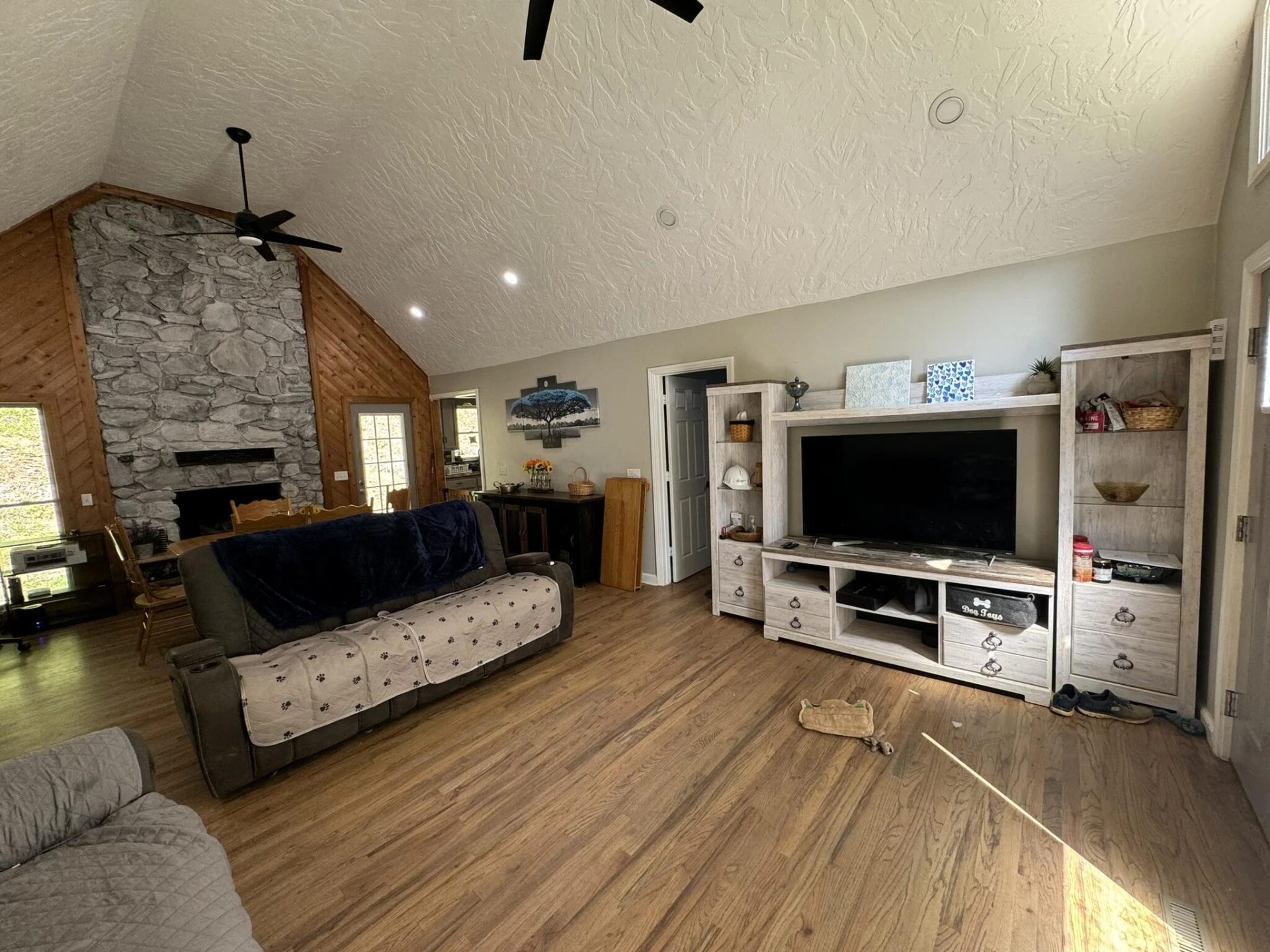4515 Grassy Hill RD - Photo 3