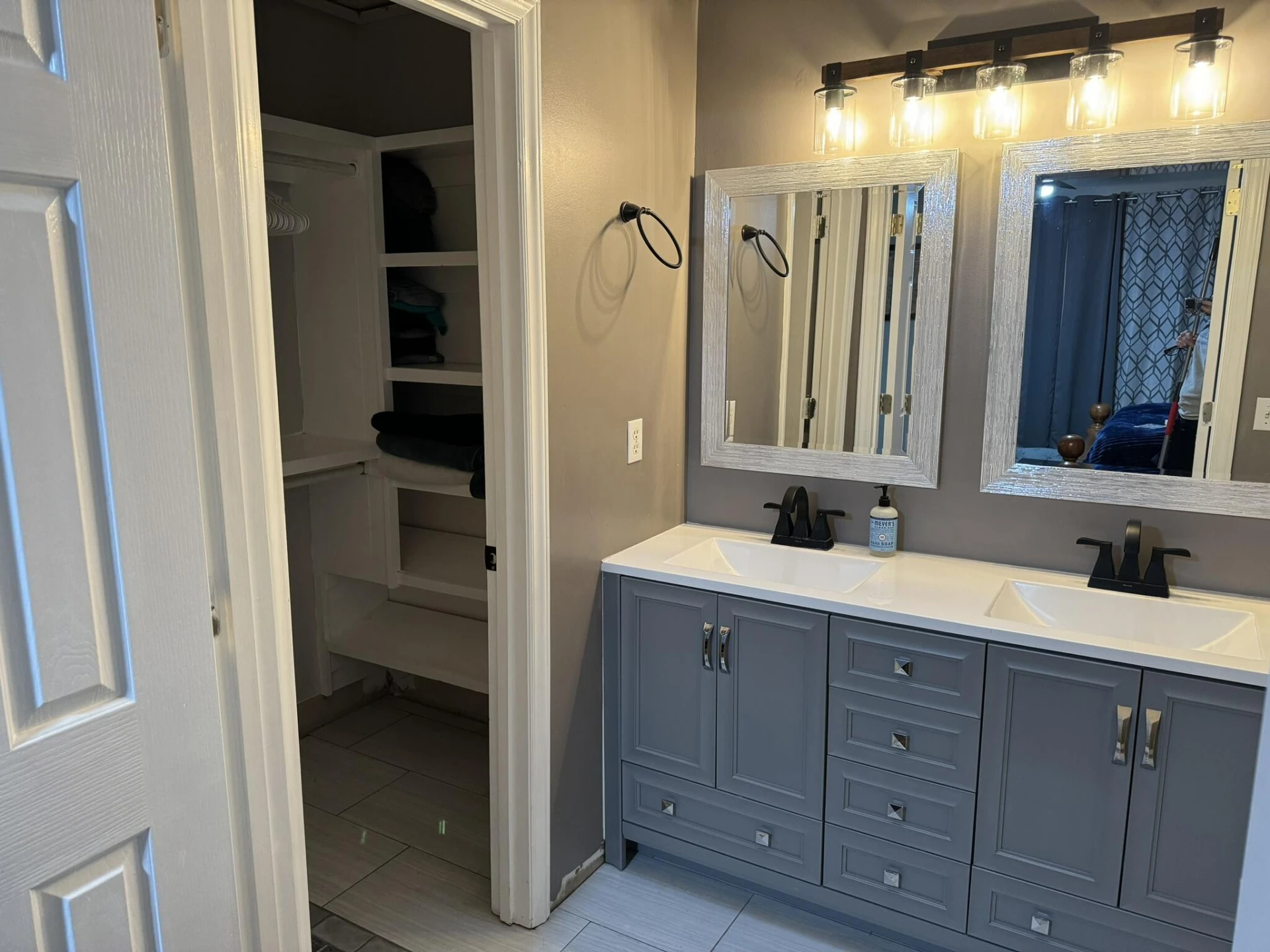 4515 Grassy Hill RD - Photo 9