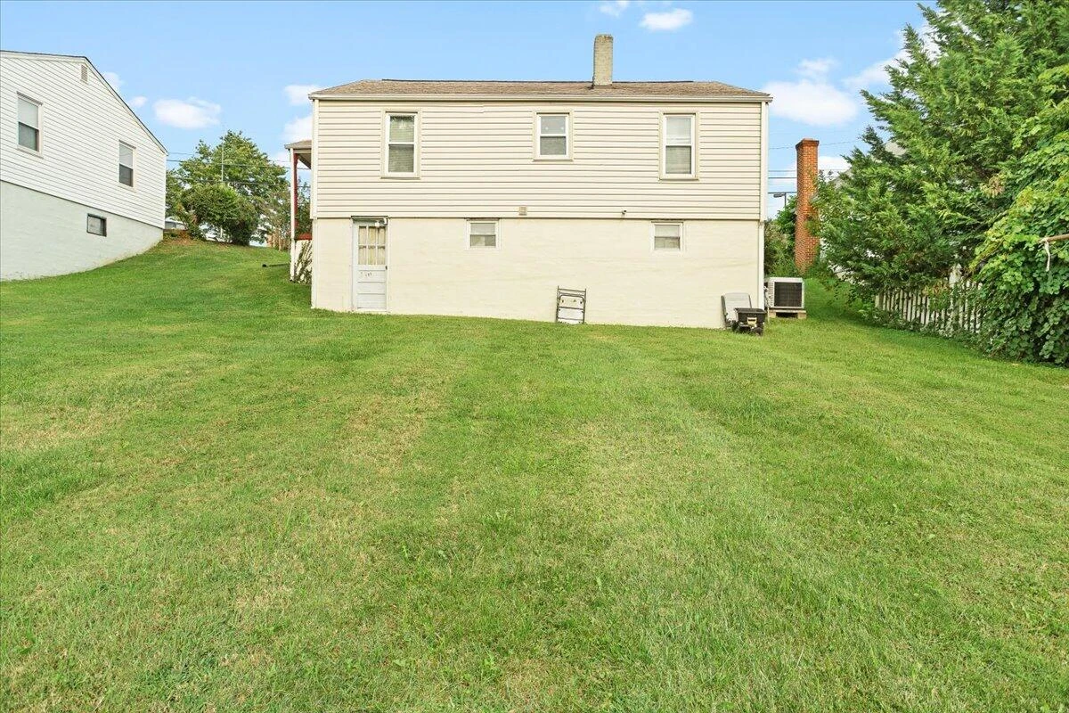 519 N Bruffey ST - Photo 21