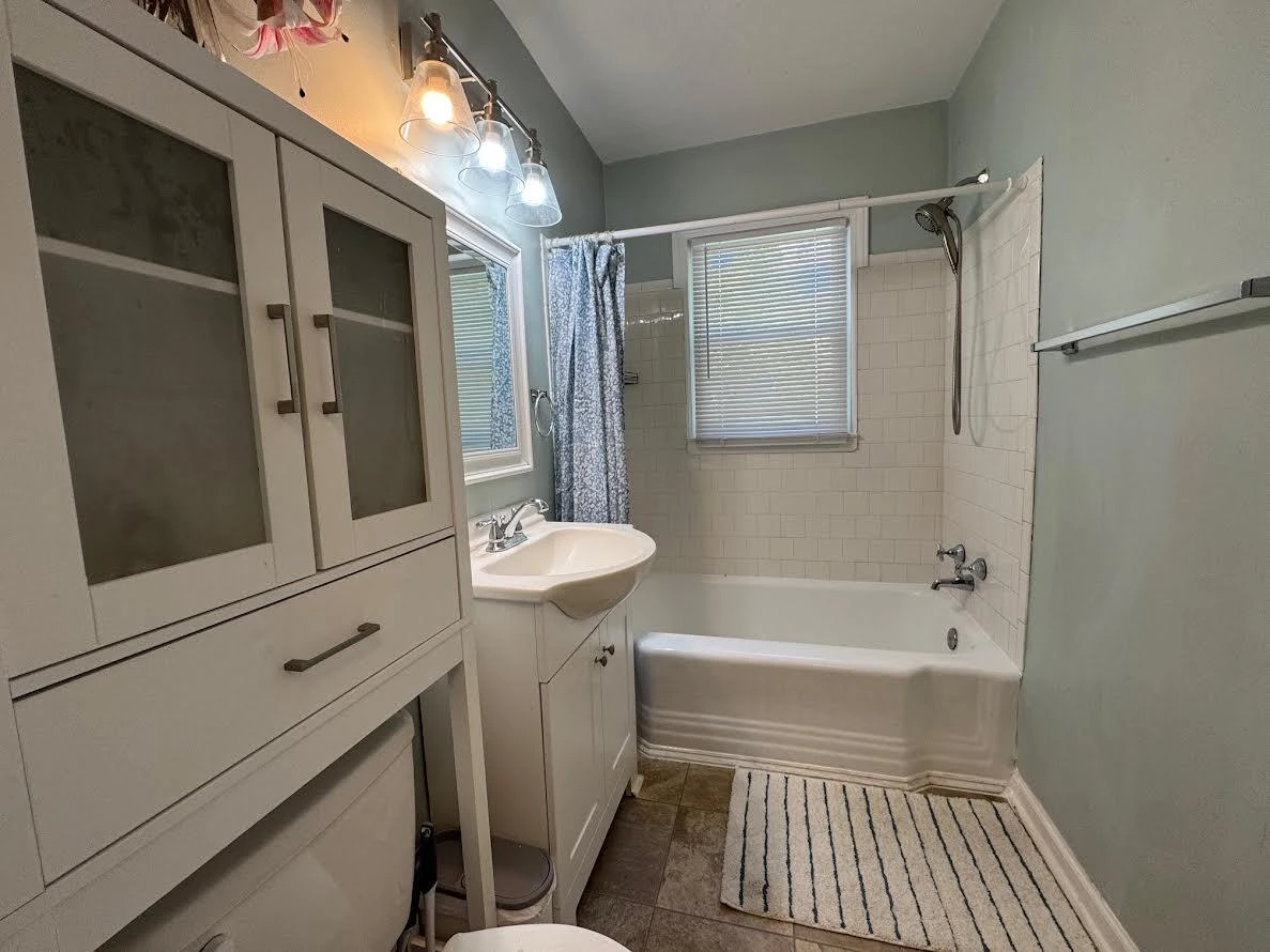 812 Munford AVE SE - Photo 9