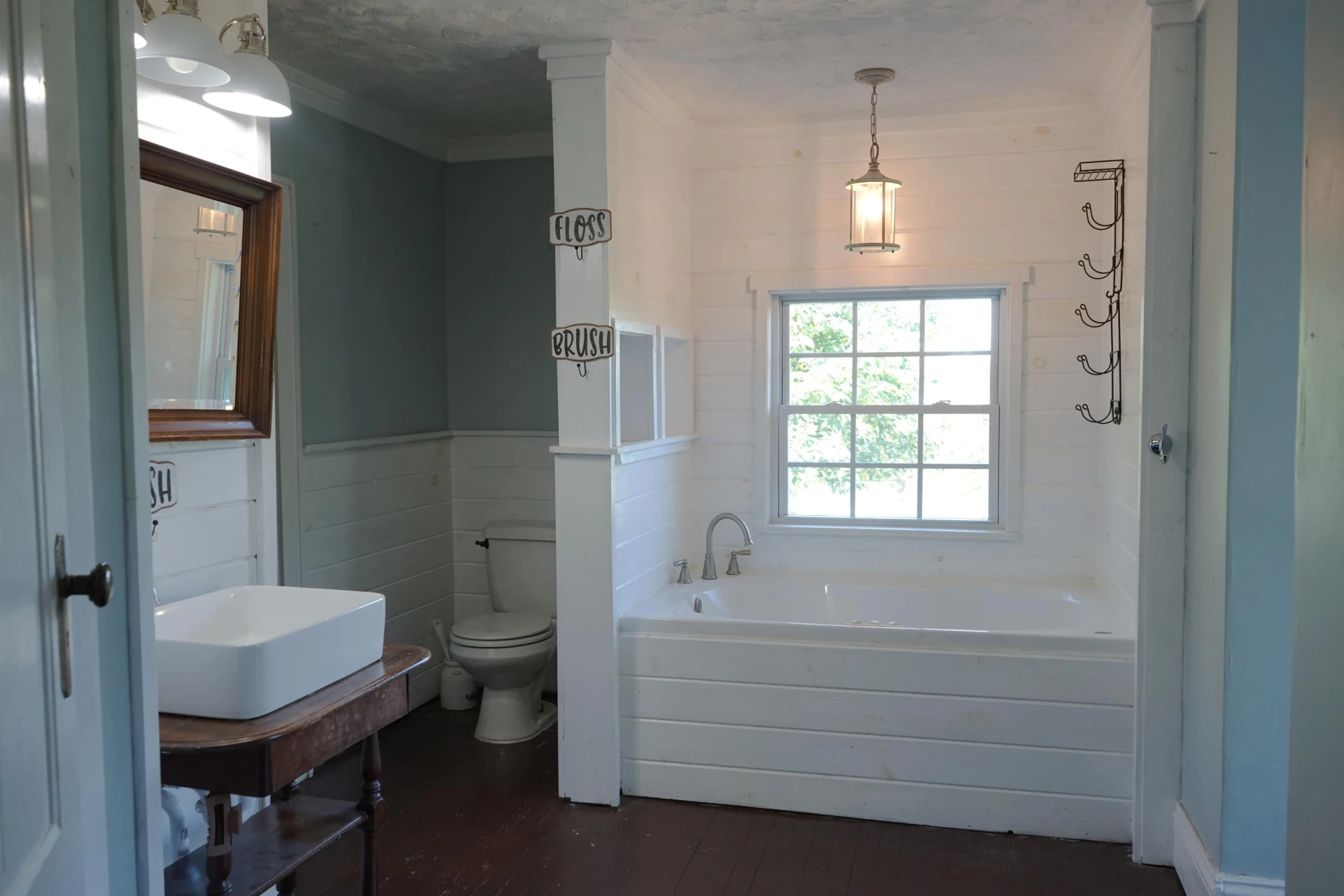 805 Longfield RD - Photo 38