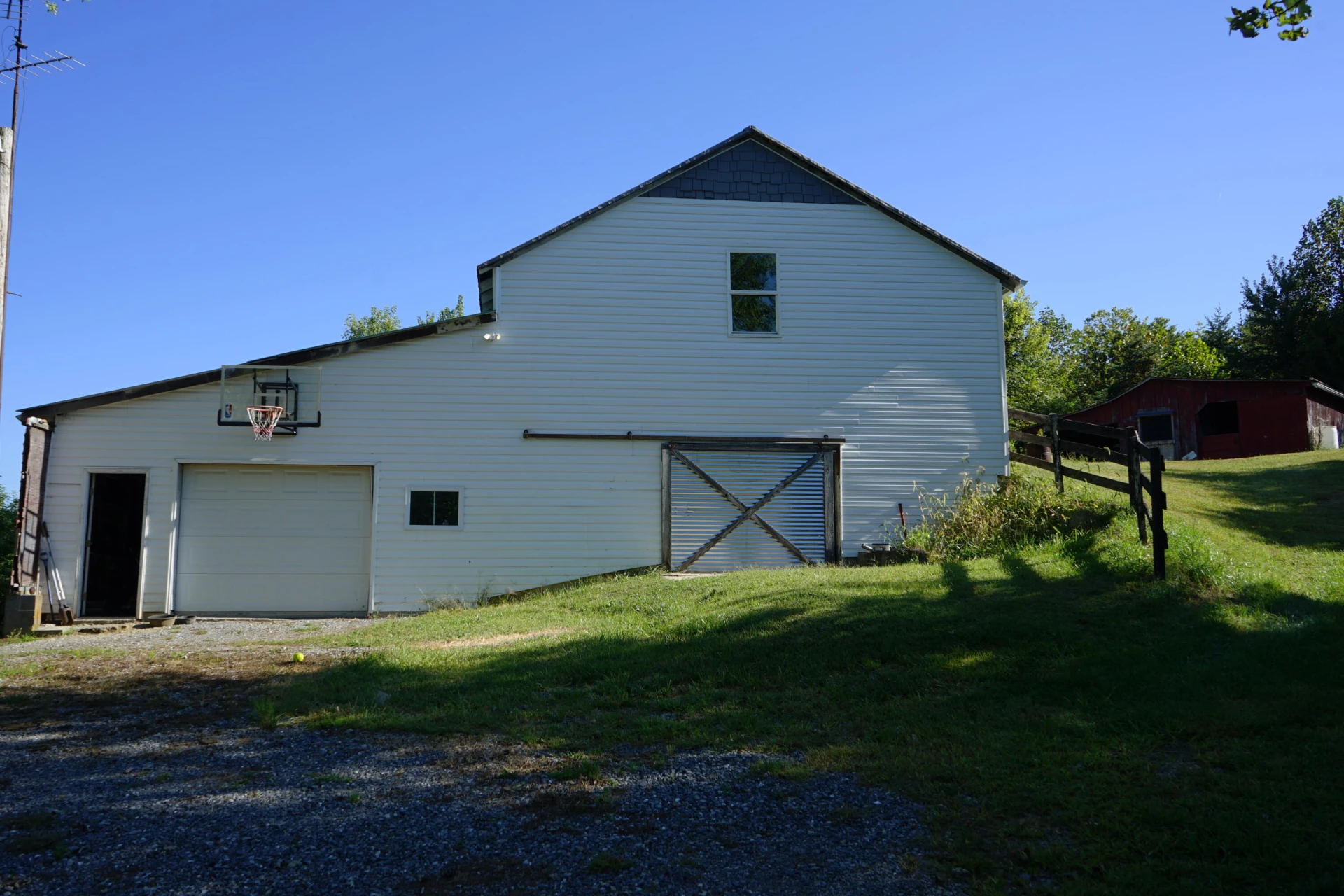 805 Longfield RD - Photo 57