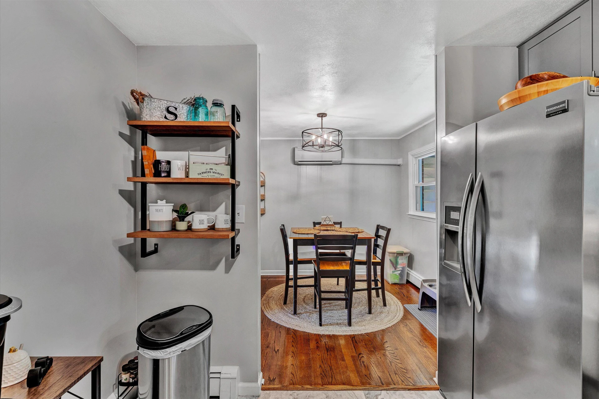 640 Dawnridge LN - Photo 11