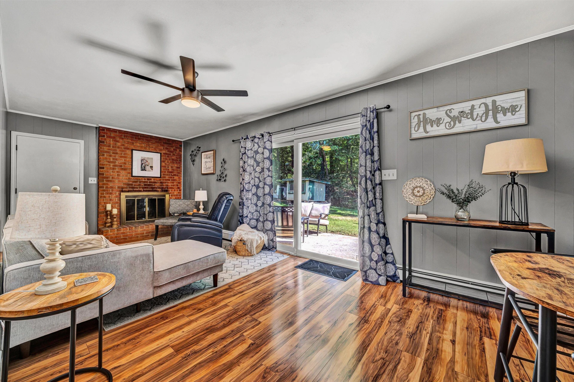 640 Dawnridge LN - Photo 20